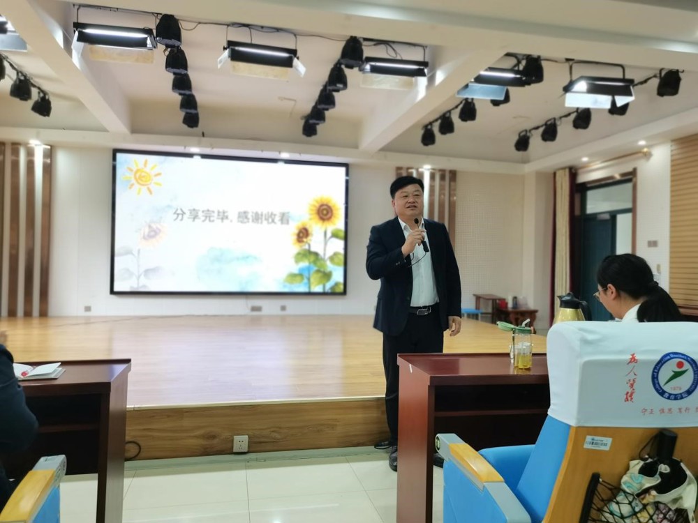 557edd193ced41c6ae1d465d127b93f4.jpg 557edd193ced41c6ae1d465d127b93f4.jpg