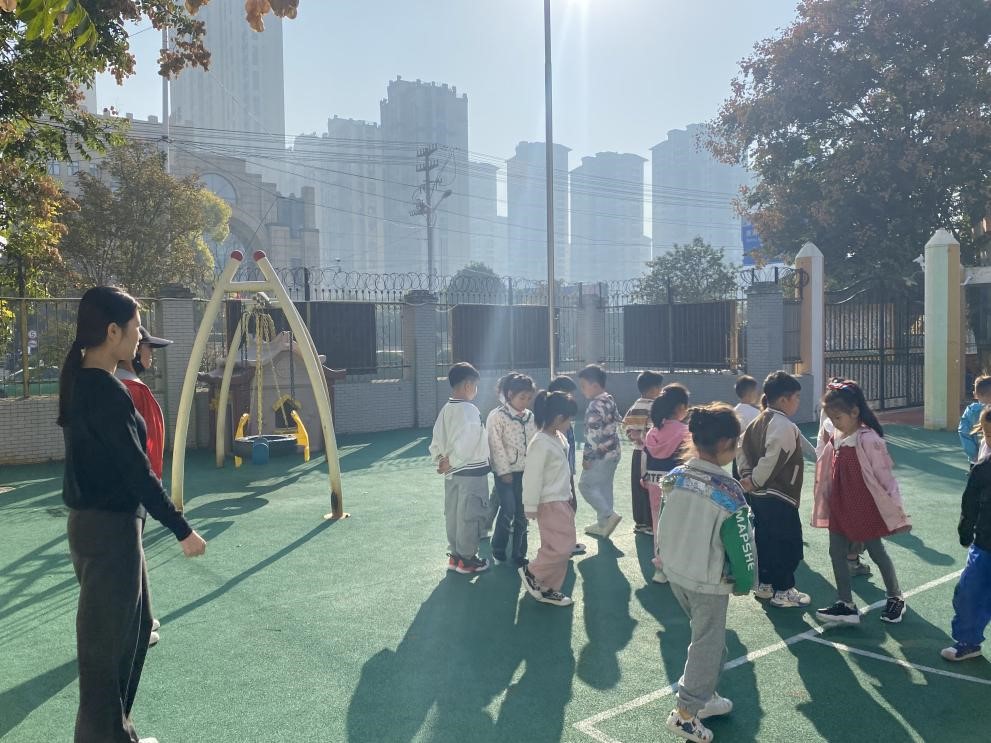 83fca7322ebb4253bd6e37a9458216bc.jpg 83fca7322ebb4253bd6e37a9458216bc.jpg