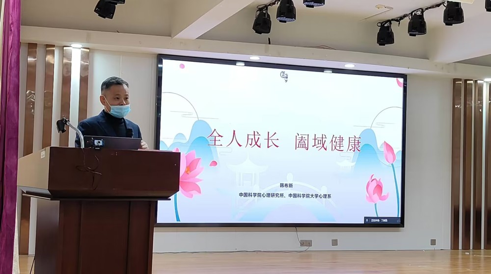 9e5b497f034b43cf81be4877946c1ddf.jpg 9e5b497f034b43cf81be4877946c1ddf.jpg