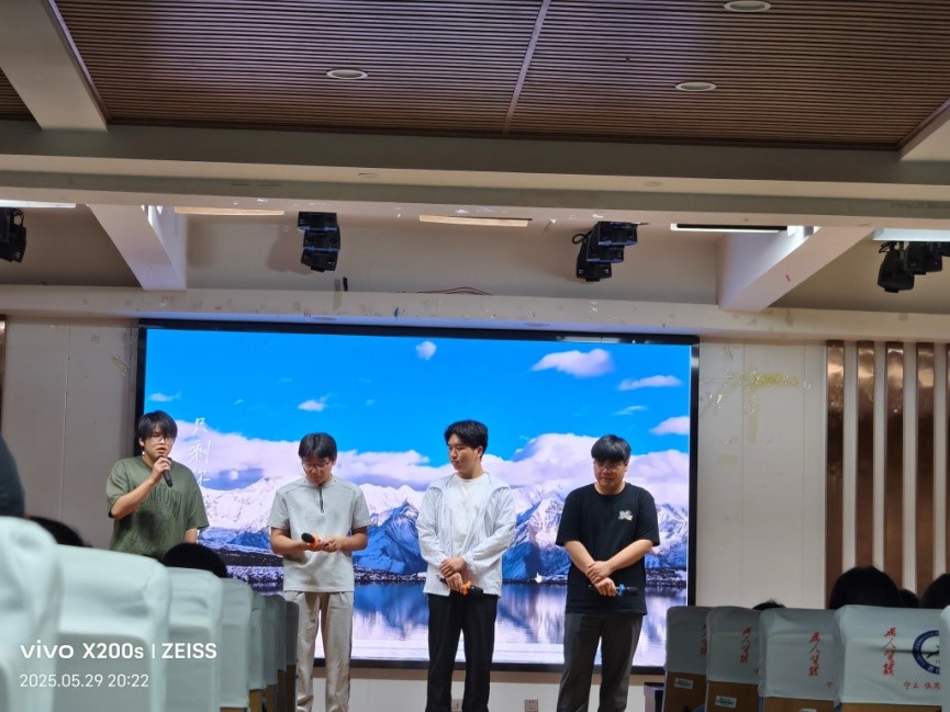 aef2d2823fb64c15bd26dff5bd6bd2c8.jpg aef2d2823fb64c15bd26dff5bd6bd2c8.jpg